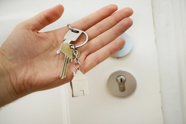 How Homeowners Can Survive Interest Rate Hikes